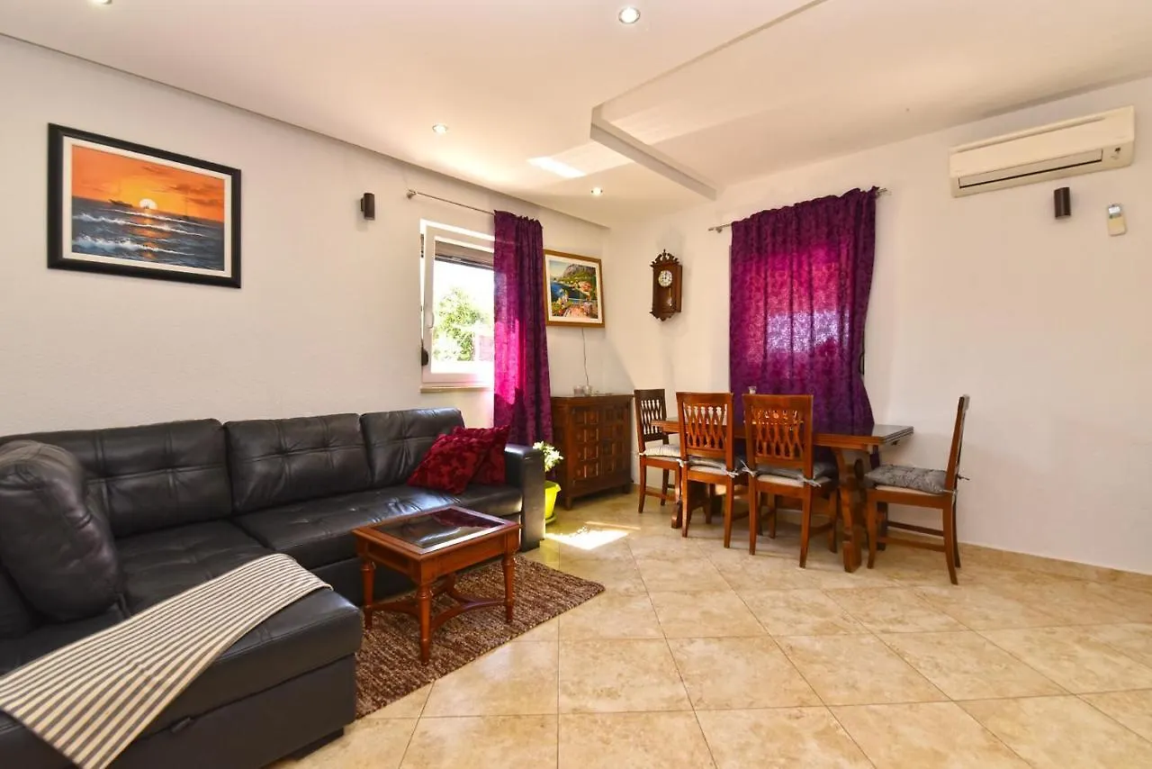 Holiday home House Zlata 2262 Villa Pomer Croatia