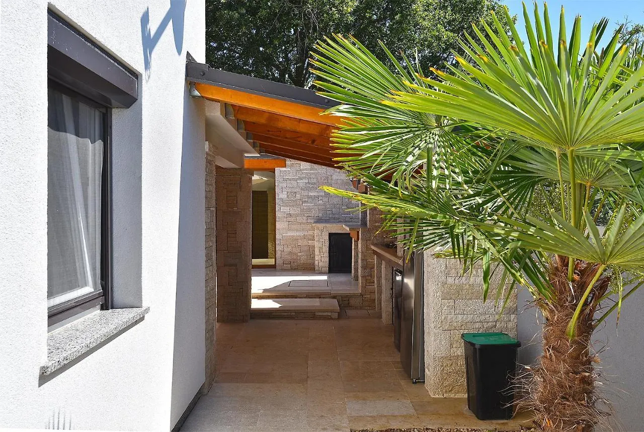 Vila House Zlata 2262 Pomer Chorvatsko