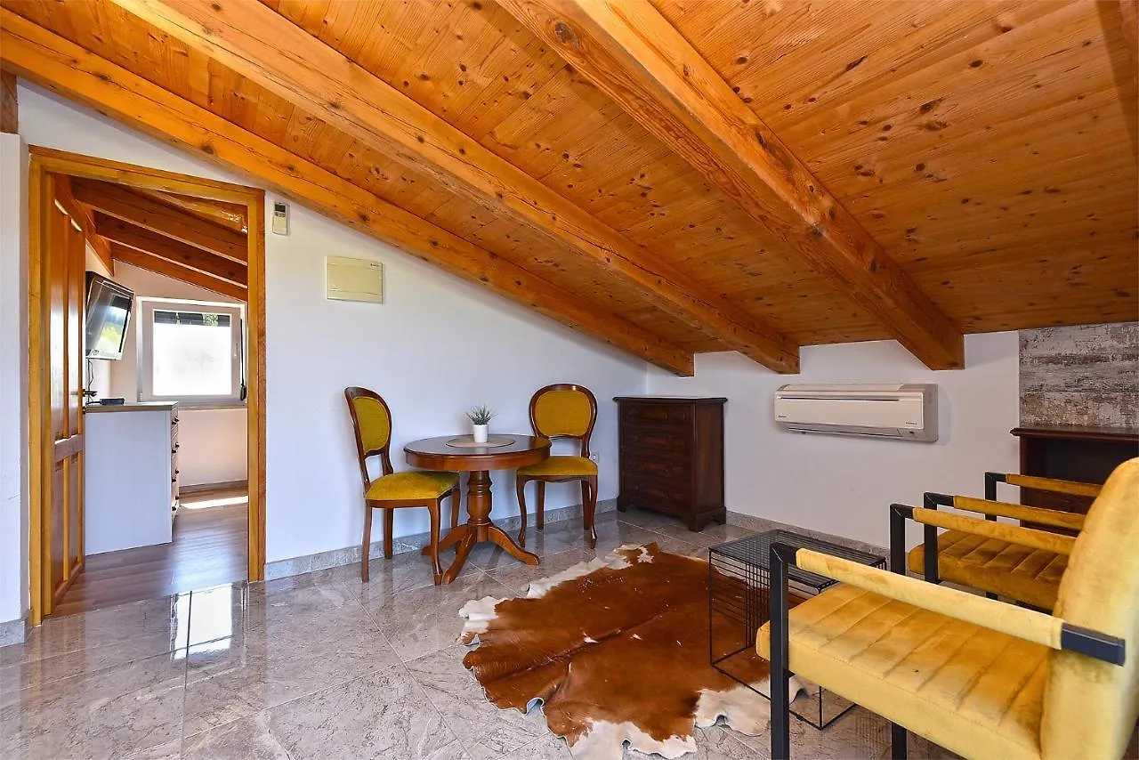 Holiday home House Zlata 2262 Villa Pomer