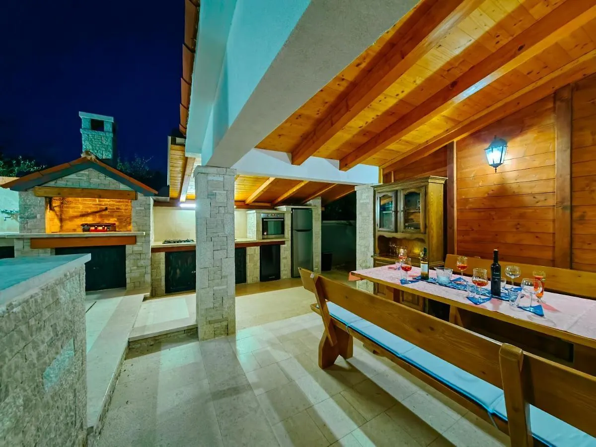 Holiday home House Zlata 2262 Villa Pomer