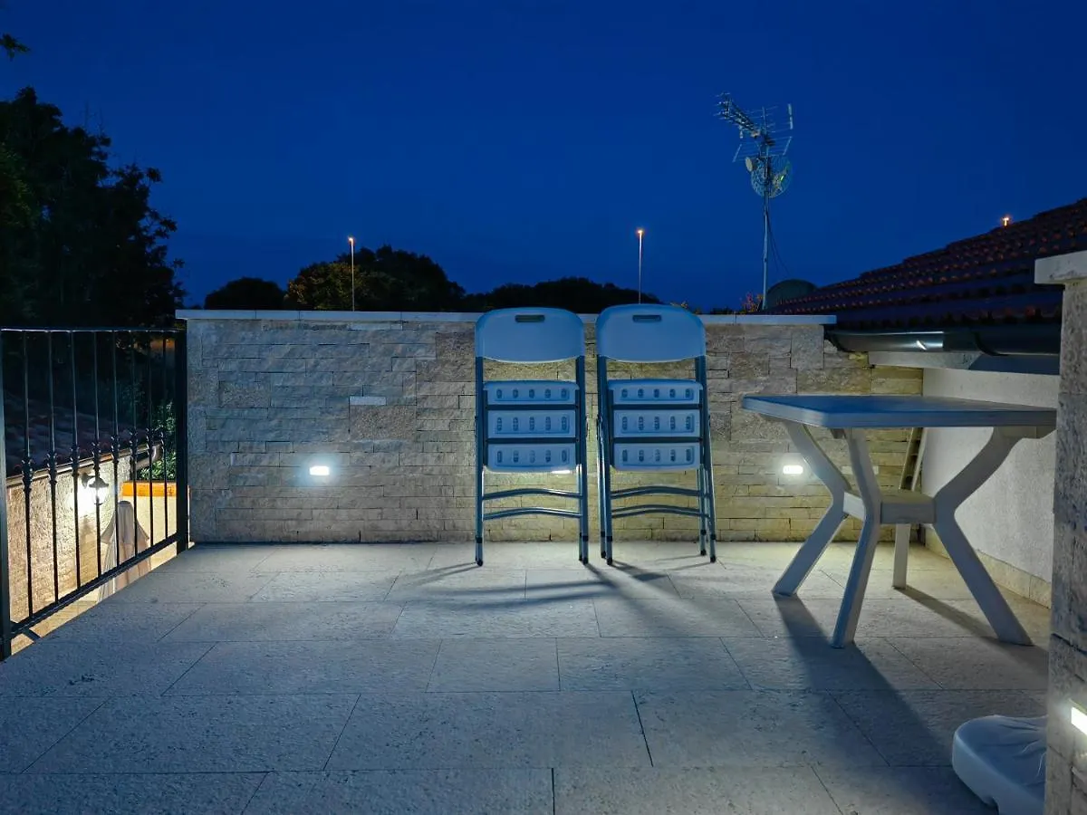House Zlata 2262 Villa Pomer Croatia