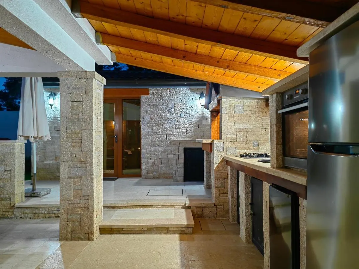 Vila House Zlata 2262 Pomer 0*,